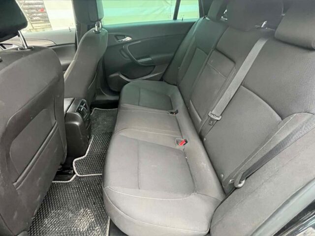 Черный Опель Инсигния, объемом двигателя 2 л и пробегом 237 тыс. км за 6700 $, фото 17 на Automoto.ua