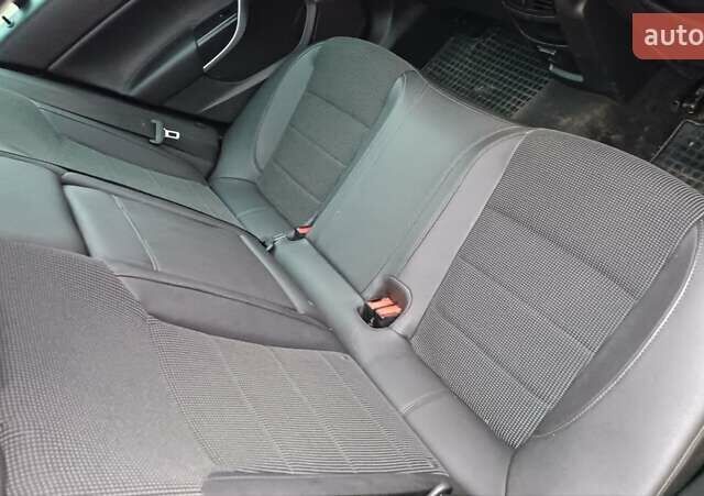 Черный Опель Инсигния, объемом двигателя 2 л и пробегом 215 тыс. км за 7250 $, фото 59 на Automoto.ua