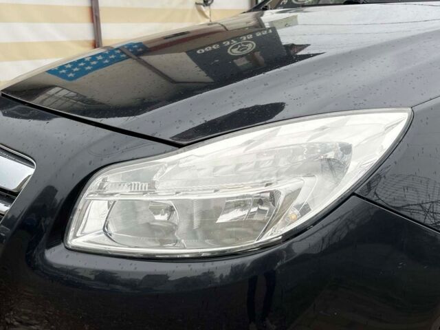 Черный Опель Инсигния, объемом двигателя 2 л и пробегом 237 тыс. км за 6700 $, фото 7 на Automoto.ua