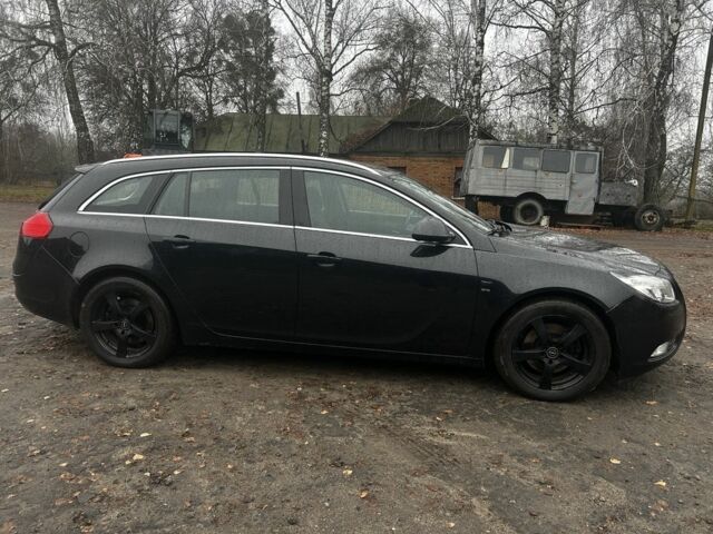 Чорний Опель Інсігнія, об'ємом двигуна 2 л та пробігом 288 тис. км за 6000 $, фото 2 на Automoto.ua