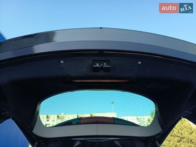 Черный Опель Инсигния, объемом двигателя 1.6 л и пробегом 198 тыс. км за 6850 $, фото 36 на Automoto.ua