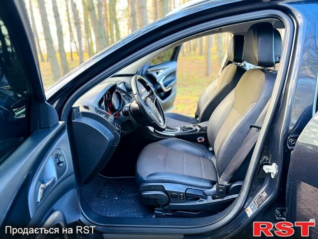 Черный Опель Инсигния, объемом двигателя 2 л и пробегом 97 тыс. км за 8800 $, фото 8 на Automoto.ua