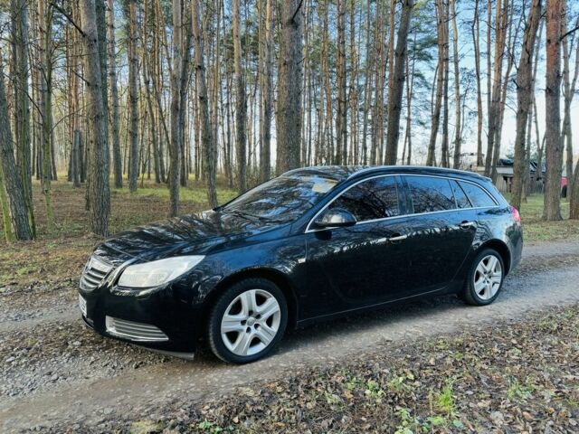 Черный Опель Инсигния, объемом двигателя 2 л и пробегом 97 тыс. км за 8800 $, фото 1 на Automoto.ua