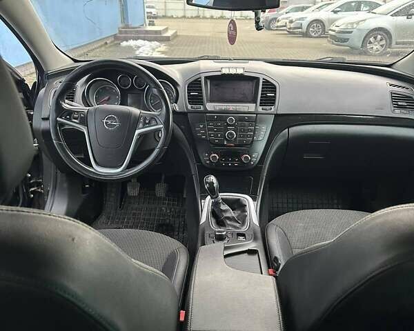 Чорний Опель Інсігнія, об'ємом двигуна 1.96 л та пробігом 306 тис. км за 6500 $, фото 9 на Automoto.ua