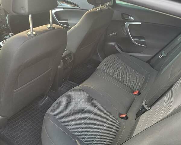 Чорний Опель Інсігнія, об'ємом двигуна 1.96 л та пробігом 225 тис. км за 7500 $, фото 14 на Automoto.ua