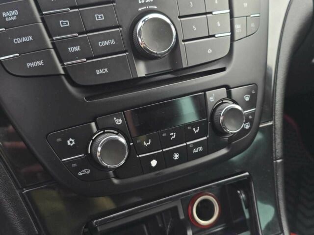 Черный Опель Инсигния, объемом двигателя 1.96 л и пробегом 197 тыс. км за 6999 $, фото 9 на Automoto.ua