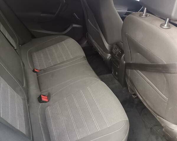 Черный Опель Инсигния, объемом двигателя 1.96 л и пробегом 206 тыс. км за 7200 $, фото 20 на Automoto.ua