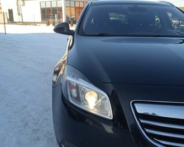 Черный Опель Инсигния, объемом двигателя 1.96 л и пробегом 328 тыс. км за 6300 $, фото 7 на Automoto.ua