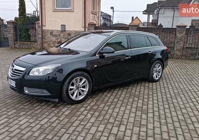 Черный Опель Инсигния, объемом двигателя 2 л и пробегом 215 тыс. км за 7250 $, фото 14 на Automoto.ua