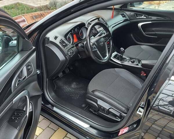 Черный Опель Инсигния, объемом двигателя 2 л и пробегом 199 тыс. км за 9700 $, фото 31 на Automoto.ua