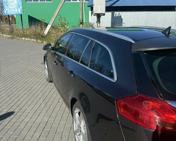 Черный Опель Инсигния, объемом двигателя 1.96 л и пробегом 394 тыс. км за 6000 $, фото 1 на Automoto.ua