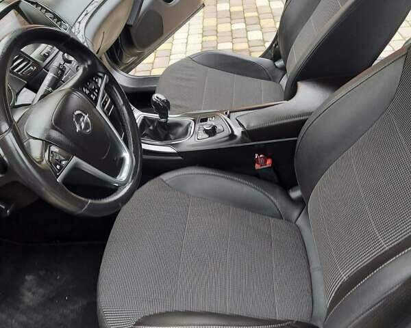 Черный Опель Инсигния, объемом двигателя 2 л и пробегом 199 тыс. км за 9700 $, фото 17 на Automoto.ua