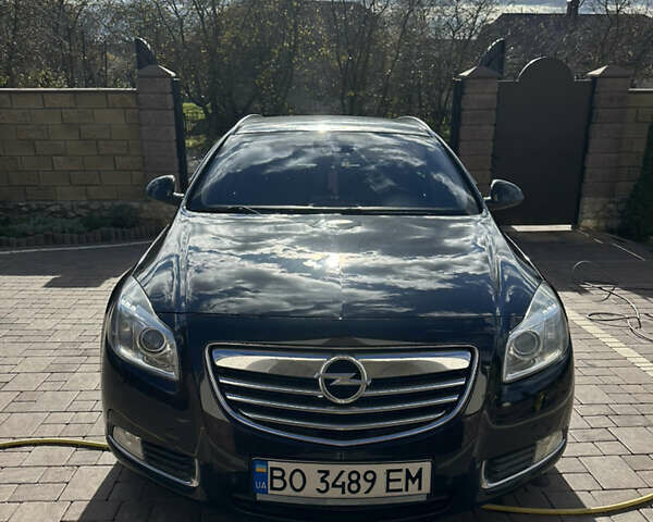 Опель Инсигния 2011 в Тернополе на Automoto.ua Черный Опель Инсигния, объемом двигателя 1.96 л и пробегом 350 тыс. км за 6750 $, фото 1 на Automoto.ua