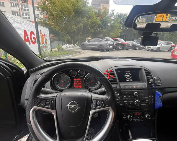 Черный Опель Инсигния, объемом двигателя 1.96 л и пробегом 300 тыс. км за 10400 $, фото 40 на Automoto.ua