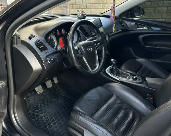 Опель Инсигния 2011 в Тернополе на Automoto.ua Черный Опель Инсигния, объемом двигателя 1.96 л и пробегом 350 тыс. км за 6750 $, фото 16 на Automoto.ua