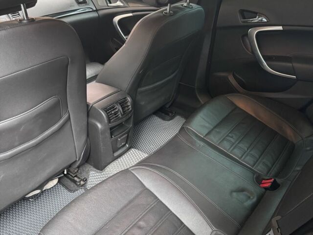 Опель Инсигния 2011 в Могилев-Подольском на Automoto.ua Черный Опель Инсигния, объемом двигателя 2 л и пробегом 220 тыс. км за 7450 $, фото 7 на Automoto.ua