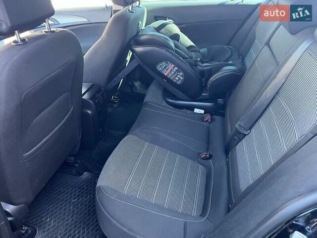 Черный Опель Инсигния, объемом двигателя 1.96 л и пробегом 232 тыс. км за 8000 $, фото 10 на Automoto.ua