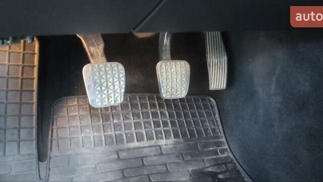 Черный Опель Инсигния, объемом двигателя 2 л и пробегом 238 тыс. км за 8050 $, фото 15 на Automoto.ua