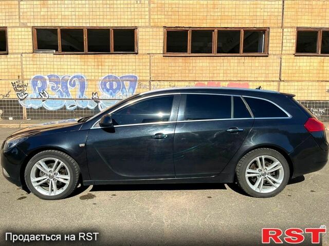 Черный Опель Инсигния, объемом двигателя 2 л и пробегом 29000 тыс. км за 7250 $, фото 1 на Automoto.ua