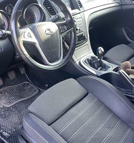 Черный Опель Инсигния, объемом двигателя 1.96 л и пробегом 268 тыс. км за 7550 $, фото 11 на Automoto.ua