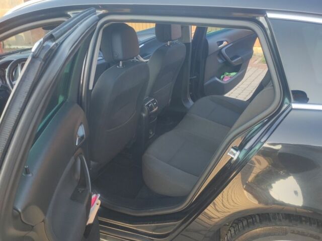 Черный Опель Инсигния, объемом двигателя 2 л и пробегом 248 тыс. км за 6999 $, фото 10 на Automoto.ua