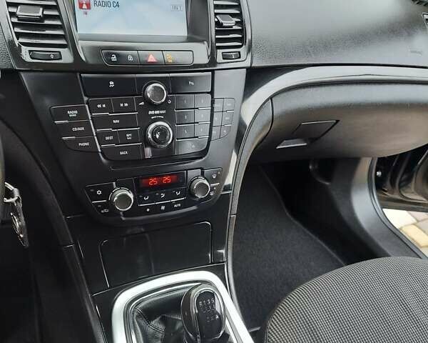 Черный Опель Инсигния, объемом двигателя 2 л и пробегом 199 тыс. км за 9700 $, фото 20 на Automoto.ua