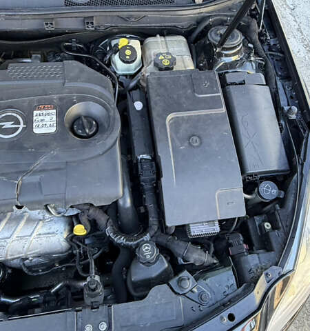 Черный Опель Инсигния, объемом двигателя 1.96 л и пробегом 290 тыс. км за 7950 $, фото 30 на Automoto.ua