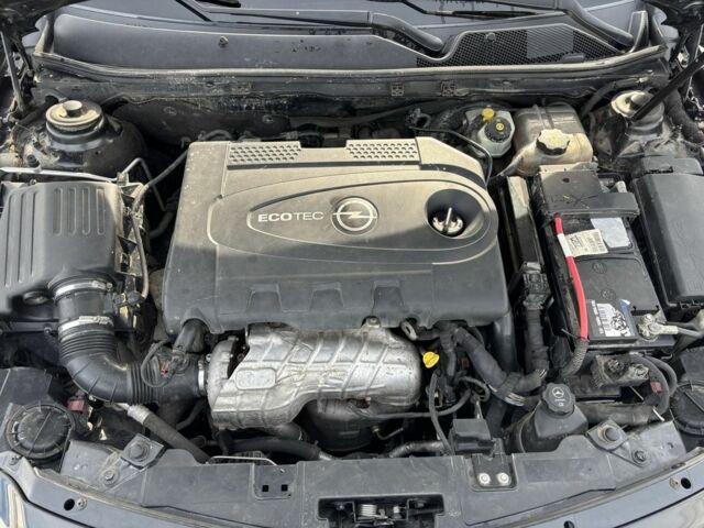 Черный Опель Инсигния, объемом двигателя 2 л и пробегом 271 тыс. км за 9800 $, фото 10 на Automoto.ua