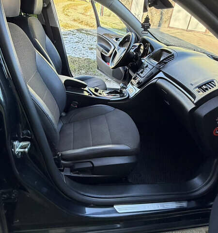 Черный Опель Инсигния, объемом двигателя 1.96 л и пробегом 290 тыс. км за 7950 $, фото 49 на Automoto.ua