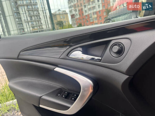 Черный Опель Инсигния, объемом двигателя 1.96 л и пробегом 300 тыс. км за 10400 $, фото 37 на Automoto.ua