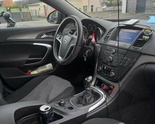 Чорний Опель Інсігнія, об'ємом двигуна 2 л та пробігом 189 тис. км за 7535 $, фото 19 на Automoto.ua