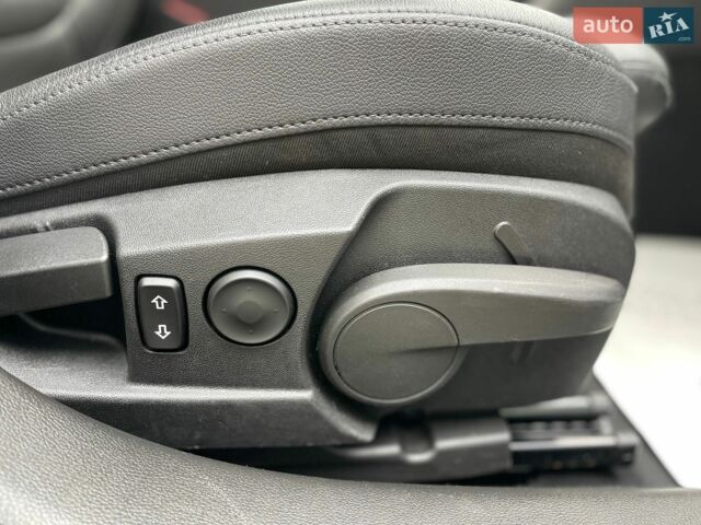Чорний Опель Інсігнія, об'ємом двигуна 1.96 л та пробігом 249 тис. км за 10350 $, фото 59 на Automoto.ua