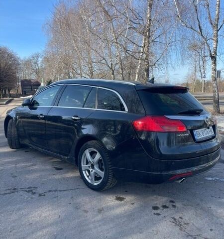 Чорний Опель Інсігнія, об'ємом двигуна 1.96 л та пробігом 250 тис. км за 6850 $, фото 5 на Automoto.ua