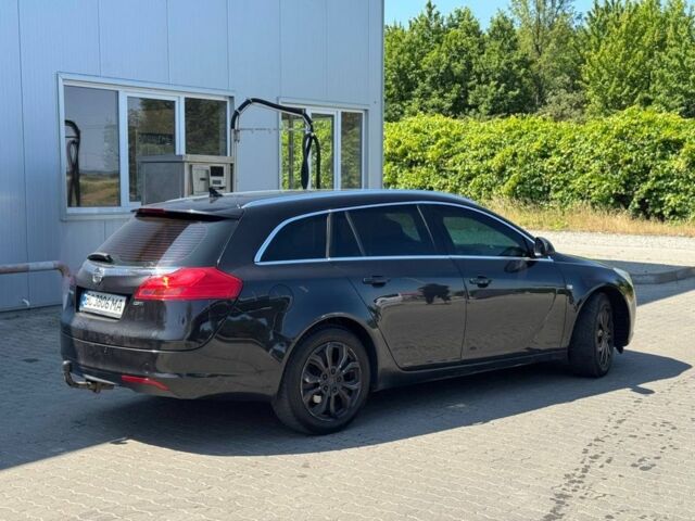 Чорний Опель Інсігнія, об'ємом двигуна 2 л та пробігом 320 тис. км за 6900 $, фото 2 на Automoto.ua