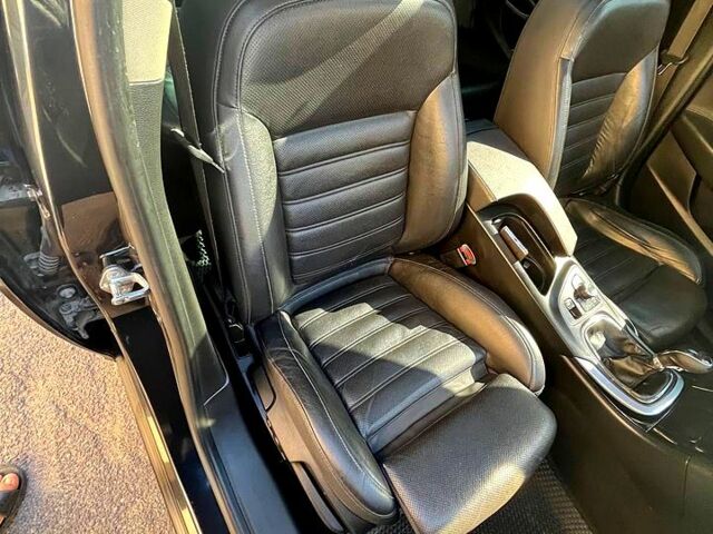 Черный Опель Инсигния, объемом двигателя 2 л и пробегом 29000 тыс. км за 7250 $, фото 11 на Automoto.ua