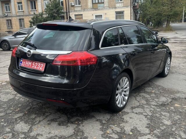 Чорний Опель Інсігнія, об'ємом двигуна 2 л та пробігом 333 тис. км за 10150 $, фото 3 на Automoto.ua