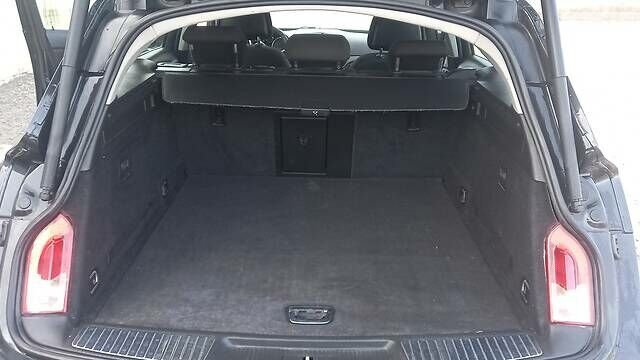 Черный Опель Инсигния, объемом двигателя 2 л и пробегом 400 тыс. км за 7500 $, фото 5 на Automoto.ua