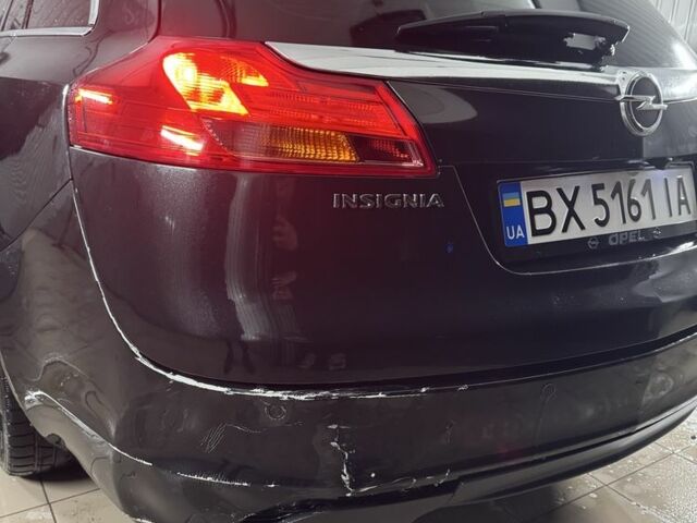 Черный Опель Инсигния, объемом двигателя 2 л и пробегом 280 тыс. км за 5700 $, фото 9 на Automoto.ua