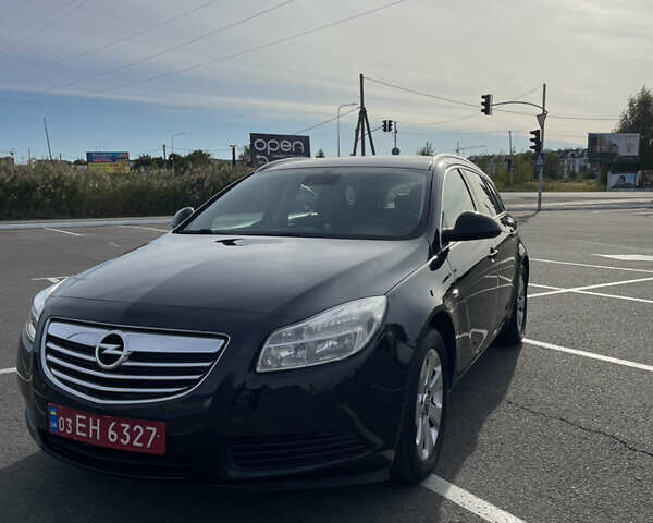 Чорний Опель Інсігнія, об'ємом двигуна 1.96 л та пробігом 255 тис. км за 8450 $, фото 10 на Automoto.ua