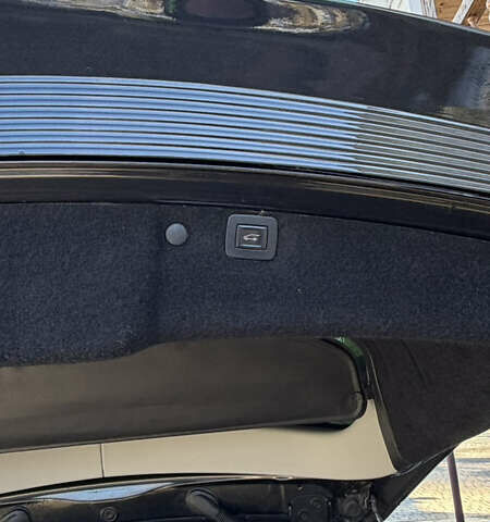 Черный Опель Инсигния, объемом двигателя 1.96 л и пробегом 290 тыс. км за 7950 $, фото 55 на Automoto.ua