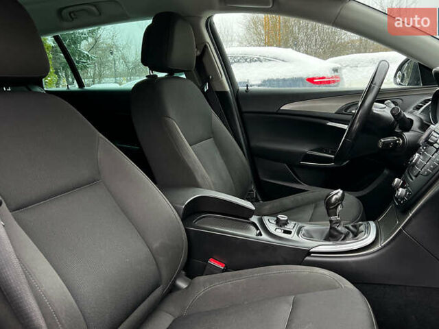 Черный Опель Инсигния, объемом двигателя 1.96 л и пробегом 231 тыс. км за 8999 $, фото 17 на Automoto.ua