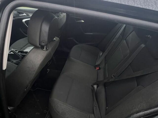 Черный Опель Инсигния, объемом двигателя 2 л и пробегом 3 тыс. км за 7777 $, фото 2 на Automoto.ua