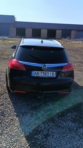 Чорний Опель Інсігнія, об'ємом двигуна 1.96 л та пробігом 225 тис. км за 6850 $, фото 6 на Automoto.ua
