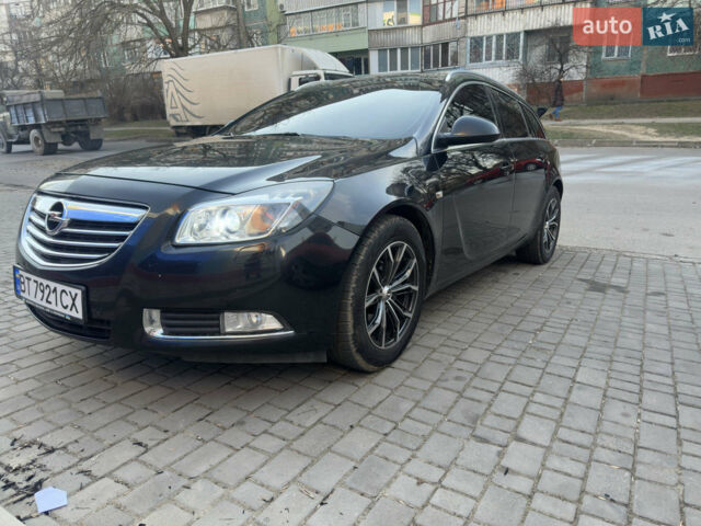 Черный Опель Инсигния, объемом двигателя 1.96 л и пробегом 255 тыс. км за 9000 $, фото 1 на Automoto.ua