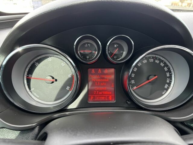 Черный Опель Инсигния, объемом двигателя 2 л и пробегом 271 тыс. км за 9800 $, фото 9 на Automoto.ua