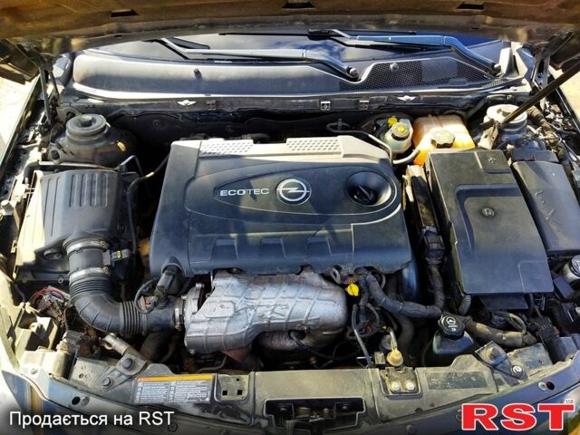 Черный Опель Инсигния, объемом двигателя 2 л и пробегом 300 тыс. км за 7200 $, фото 7 на Automoto.ua