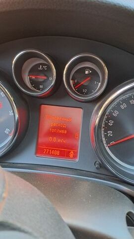 Чорний Опель Інсігнія, об'ємом двигуна 1.96 л та пробігом 275 тис. км за 7500 $, фото 7 на Automoto.ua