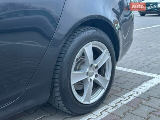 Черный Опель Инсигния, объемом двигателя 2 л и пробегом 270 тыс. км за 8100 $, фото 8 на Automoto.ua