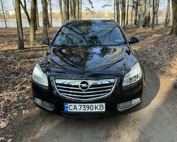 Черный Опель Инсигния, объемом двигателя 1.96 л и пробегом 259 тыс. км за 9300 $, фото 2 на Automoto.ua
