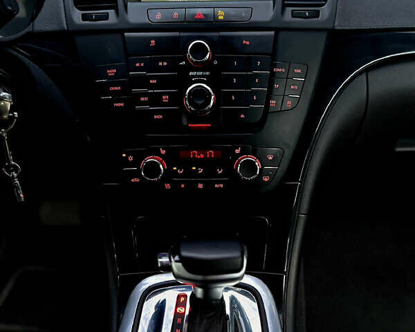 Опель Инсигния 2011 в Новоселица на Automoto.ua Черный Опель Инсигния, объемом двигателя 1.96 л и пробегом 378 тыс. км за 9200 $, фото 16 на Automoto.ua